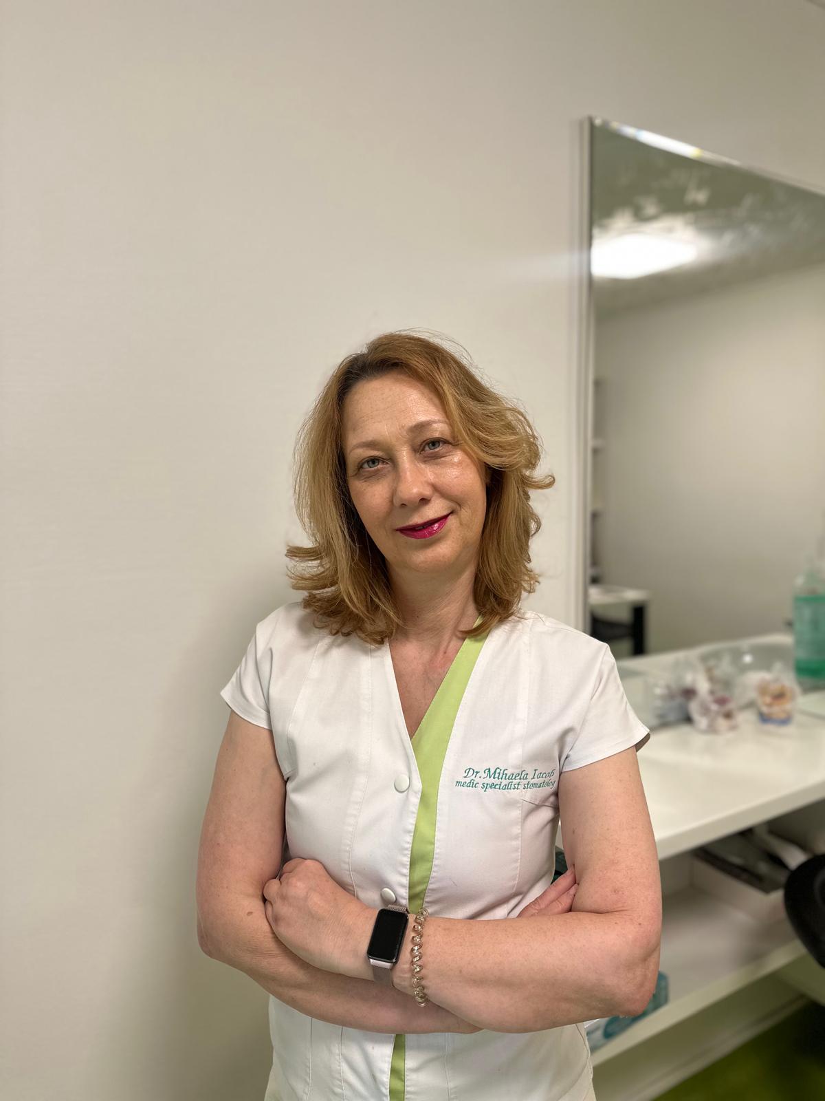 Dr. Mihaela Iacob - Medic Fondator Stomatologie Generala Craiova